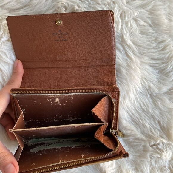LOUIS VUITTON Monogram Bifold Snap Wallet - Picture 7 of 12